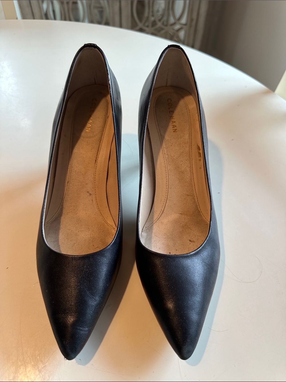 Cole Haan Black Leather Pointed-Toe Pumps EUC